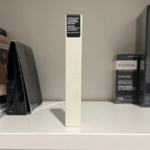 Haus Labs by Lady Gaga: B Structural Volumizing + Lengthening Mascara Black Onyx